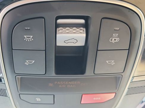 Used 2022 Hyundai Santa Fe Calligraphy image 33