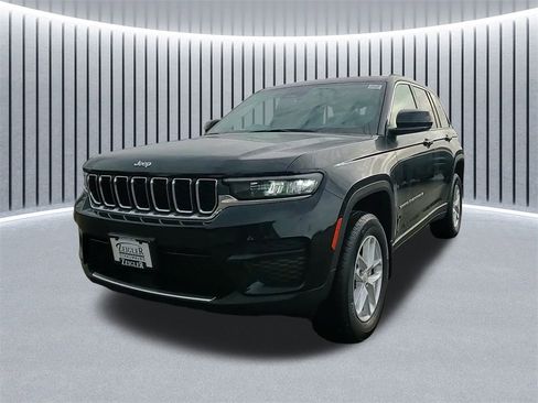 New 2025 Jeep Grand Cherokee Laredo X w/ Luxury Tech Group I image 22