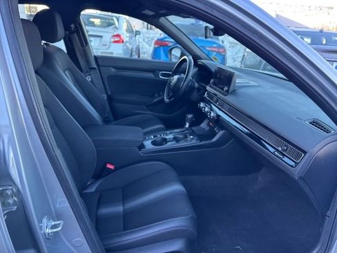 Used 2023 Honda Civic Sport image 19
