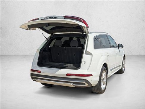 Used 2023 Audi Q7 2.0T Premium Plus w/ Premium Plus Package image 5