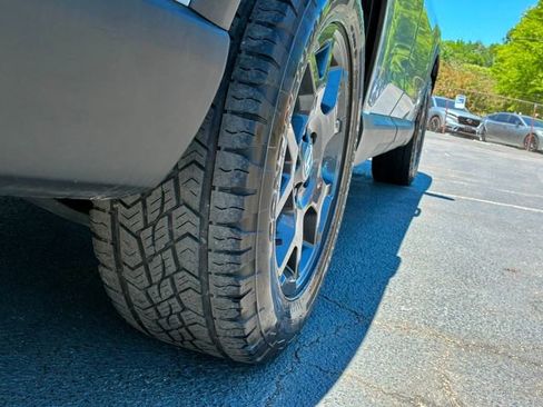 Used 2024 Honda Pilot TrailSport image 14