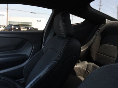 Used 2025 Ford Mustang GT RWD image 28