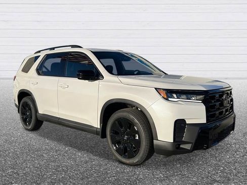 New 2026 Honda Pilot Black Edition image 7