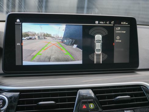 Certified 2023 BMW 540i w/ Premium Package image 24