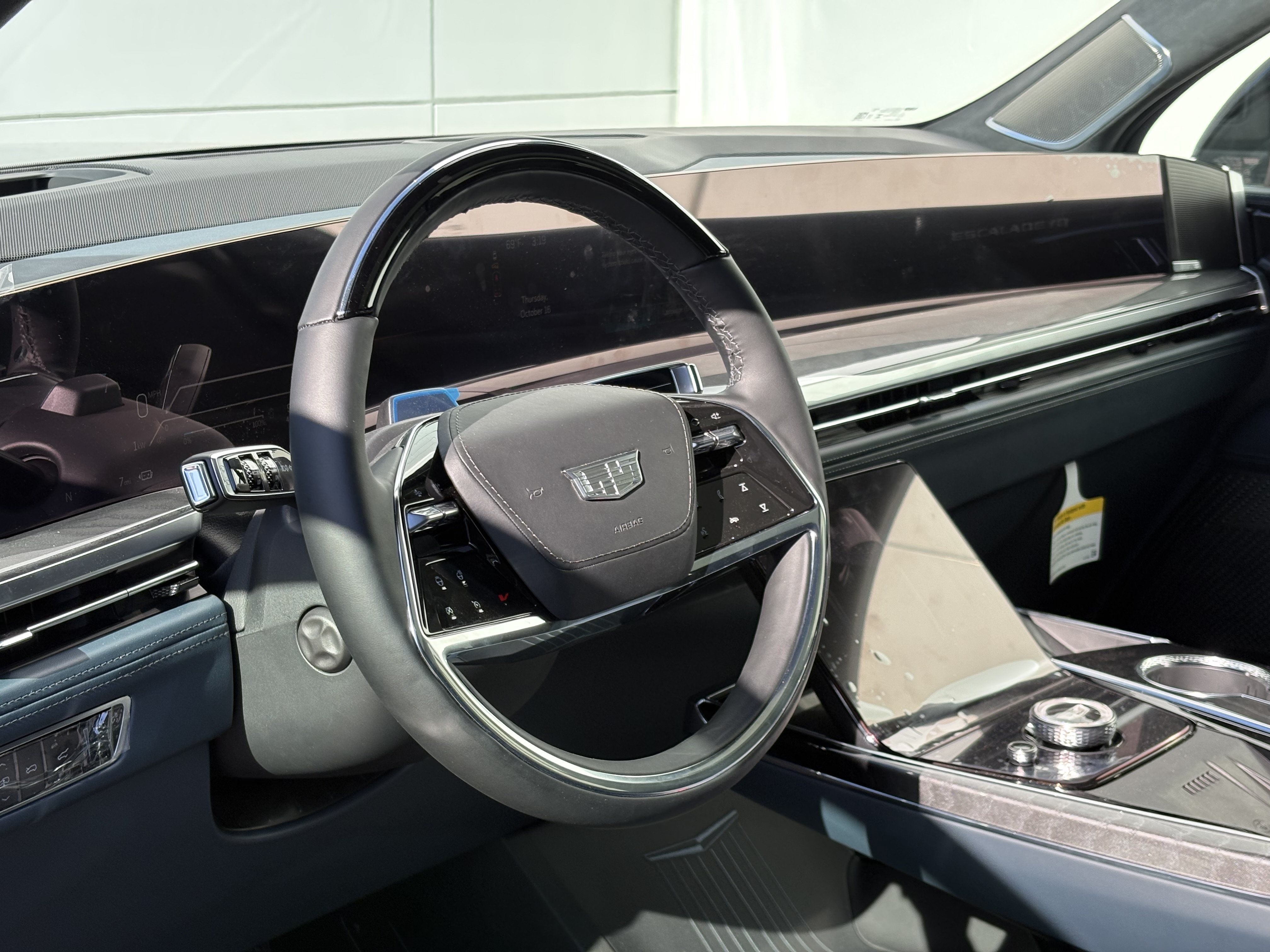 New 2026 Cadillac Escalade IQ Sport 2 w/ LPO, Premium Carpet Package AWD/4WD image 18