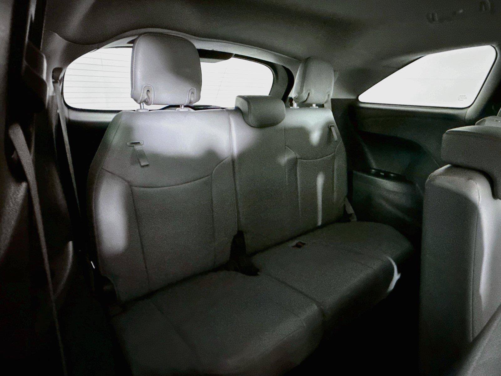 Certified 2025 Toyota Sienna XLE FWD image 40