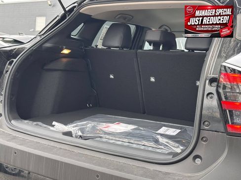 New 2025 Nissan Kicks SR w/ Illumination Package AWD/4WD image 7