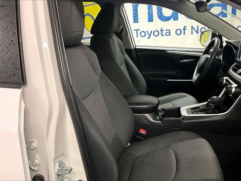 Certified 2025 Toyota RAV4 XLE AWD/4WD image 10