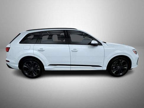 Used 2025 Audi Q7 3.0T Premium Plus w/ Premium Plus Package AWD/4WD image 4