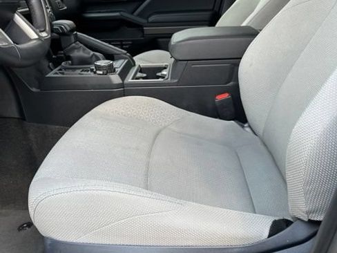 Used 2025 Toyota 4Runner SR5 AWD/4WD image 7