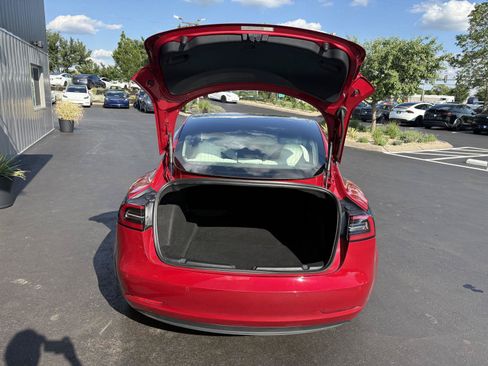 Used 2018 Tesla Model 3 Long Range AWD/4WD image 9