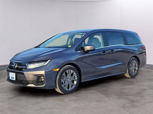 New 2026 Honda Odyssey Touring image 1