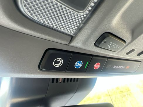 Used 2024 GMC Sierra 1500 SLT image 25