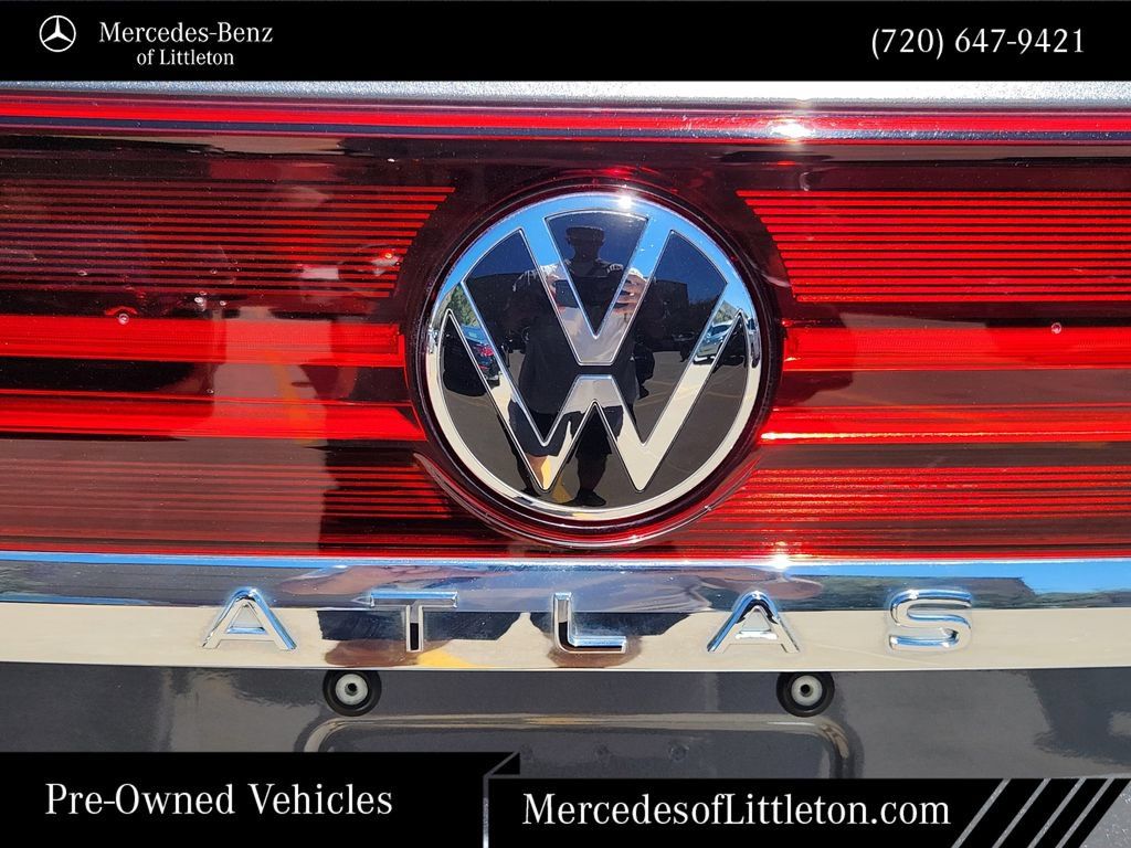 Used 2024 Volkswagen Atlas SE AWD/4WD image 11