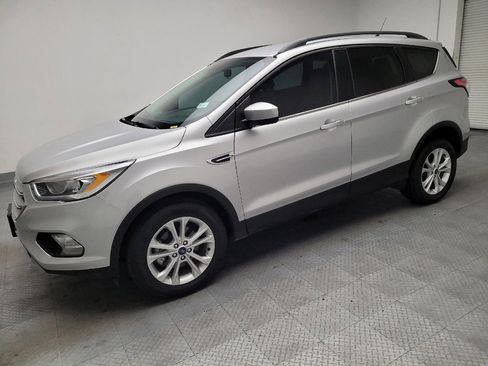 Used 2018 Ford Escape SEL FWD image 2