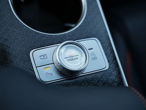 New 2026 Genesis GV80 3.5T e-SC image 40