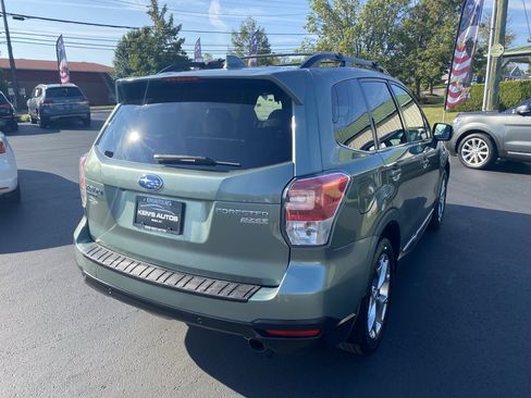 Used 2017 Subaru Forester 2.5i Touring image 5