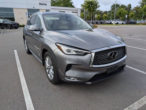 Used 2019 INFINITI QX50 Essential w/ Premium Heat Package AWD/4WD image 1