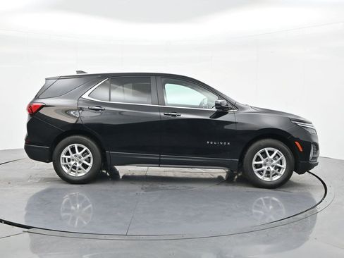 Used 2023 Chevrolet Equinox LT image 4