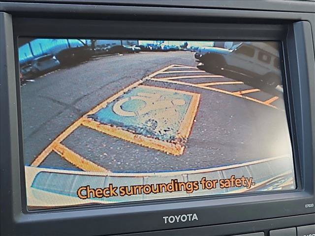 Used 2012 Toyota Highlander Limited w/ Tow Pkg FWD image 18