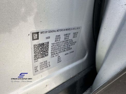 Used 2021 GMC Terrain SLT image 21