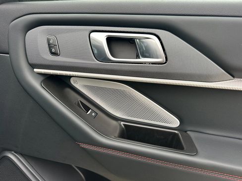 New 2025 Ford Explorer ST-Line w/ Premium Package image 20