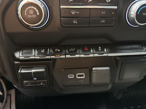 Used 2024 Chevrolet Silverado 2500 W/T w/ WT Fleet Convenience Package image 18