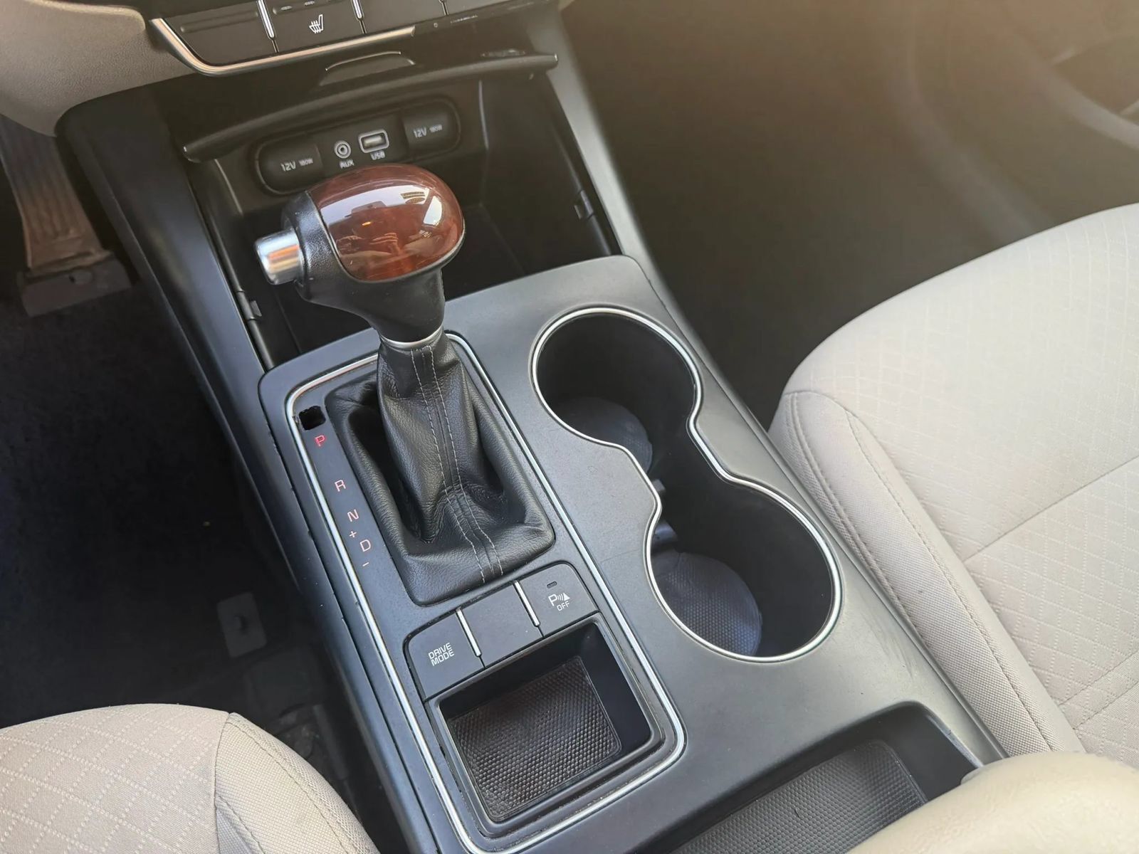 Used 2018 Kia Sorento FWD image 14