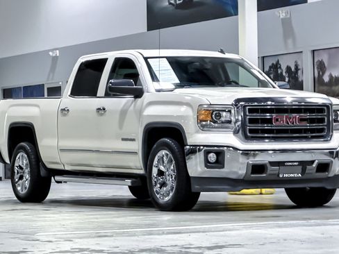 Used 2014 GMC Sierra 1500 SLT w/ SLT Crew Cab Value Package RWD image 6
