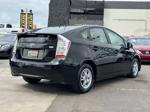 Used 2010 Toyota Prius FWD image 11