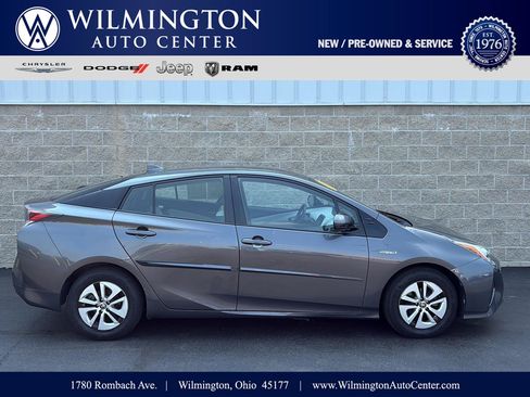 Used 2017 Toyota Prius Four w/ Advanced Technology Package FWD image 1