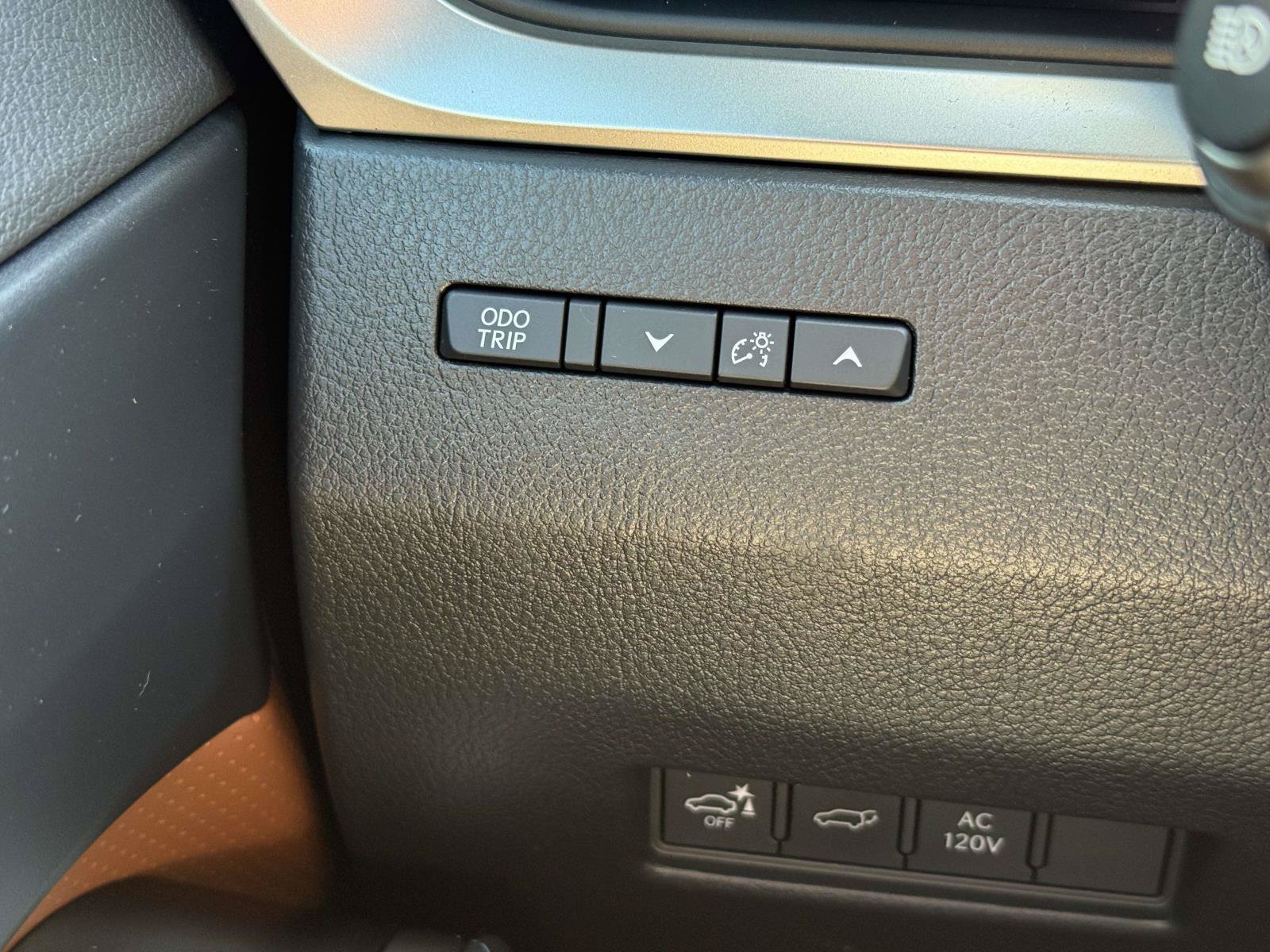 Used 2024 Lexus GX 550 w/ Cold Area Package AWD/4WD image 23