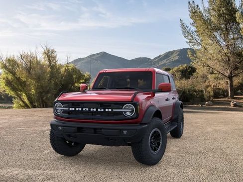 New 2026 Ford Bronco Outer Banks w/ Sasquatch Package AWD/4WD image 2