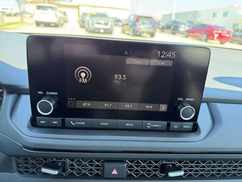Used 2025 Honda Accord SE image 29