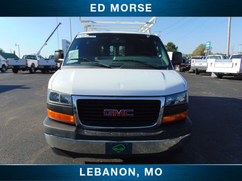Certified 2018 GMC Savana 2500 w/ Driver Convenience Package image 2