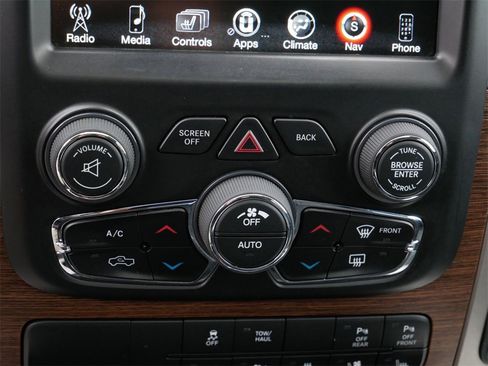 Used 2017 RAM 1500 Laramie w/ Convenience Group image 22