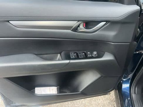 Used 2018 MAZDA CX-5 Touring image 3