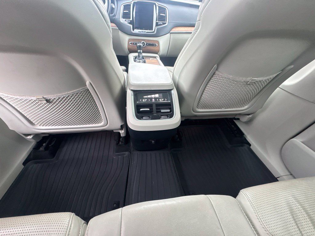 Used 2017 Volvo XC90 T6 Inscription w/ Vision Package AWD/4WD image 26