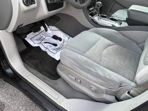 Used 2017 Buick Enclave Convenience FWD image 10