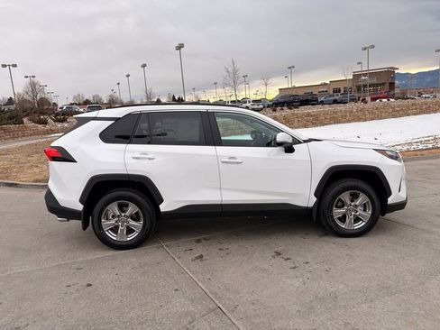 Used 2025 Toyota RAV4 XLE w/ Convenience Package image 9