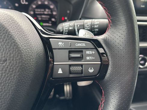 Certified 2025 Acura ADX A-Spec image 30