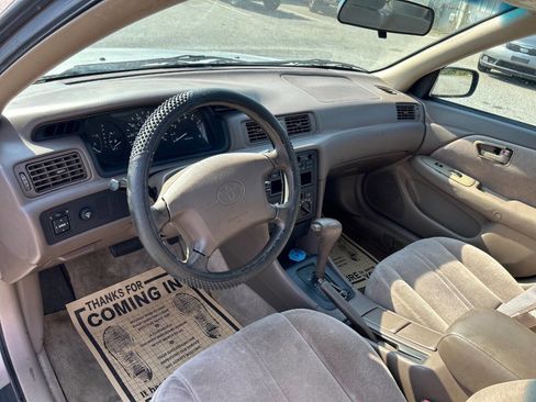 Used 1998 Toyota Camry CE image 13