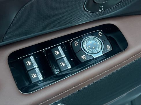 New 2026 Lincoln Nautilus Reserve w/ Jet Appearance Package image 22