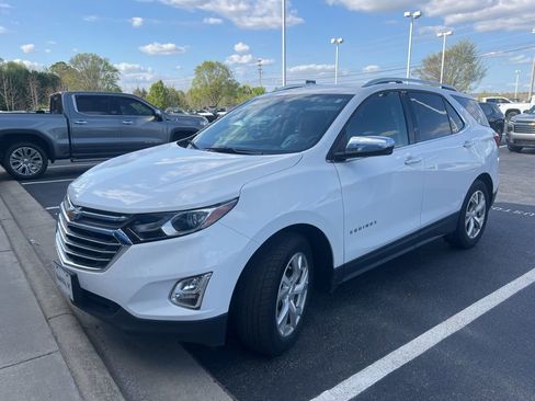 Used 2018 Chevrolet Equinox Premier image 1
