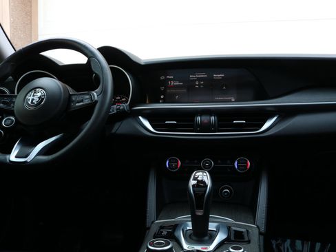 Used 2020 Alfa Romeo Stelvio Ti w/ Active Blind Spot Package image 53