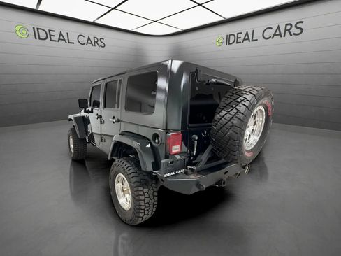 Used 2007 Jeep Wrangler Unlimited X w/ Dual Top Group AWD/4WD image 7