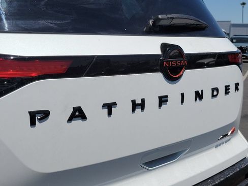 New 2026 Nissan Pathfinder Rock Creek w/ Rock Creek Premium Package AWD/4WD image 3