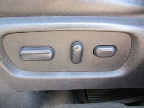 Used 2013 Ford Explorer Limited AWD/4WD image 19