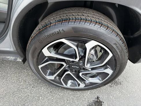 New 2026 Chevrolet Trax RS w/ Sunroof Package image 11