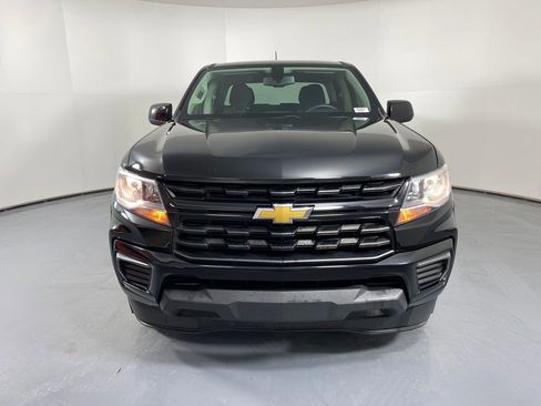 Used 2022 Chevrolet Colorado LT image 2